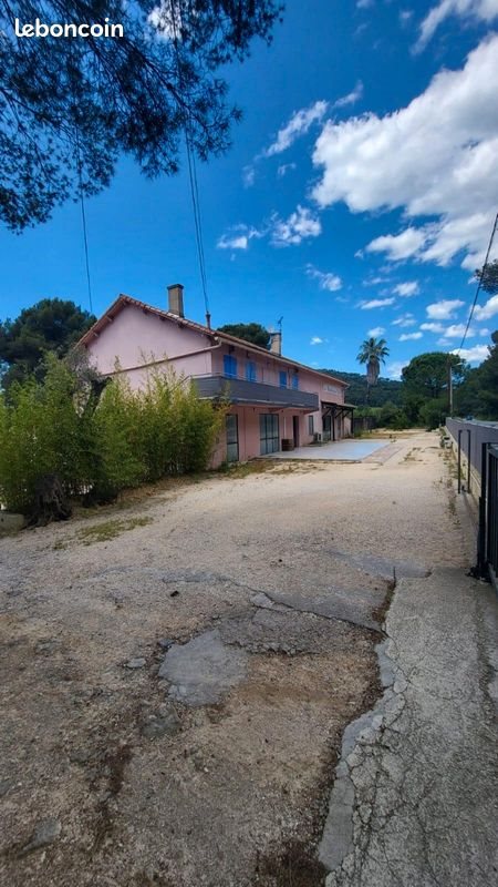 Maison à vendre, 550m², Saint-Cyr-sur-Mer