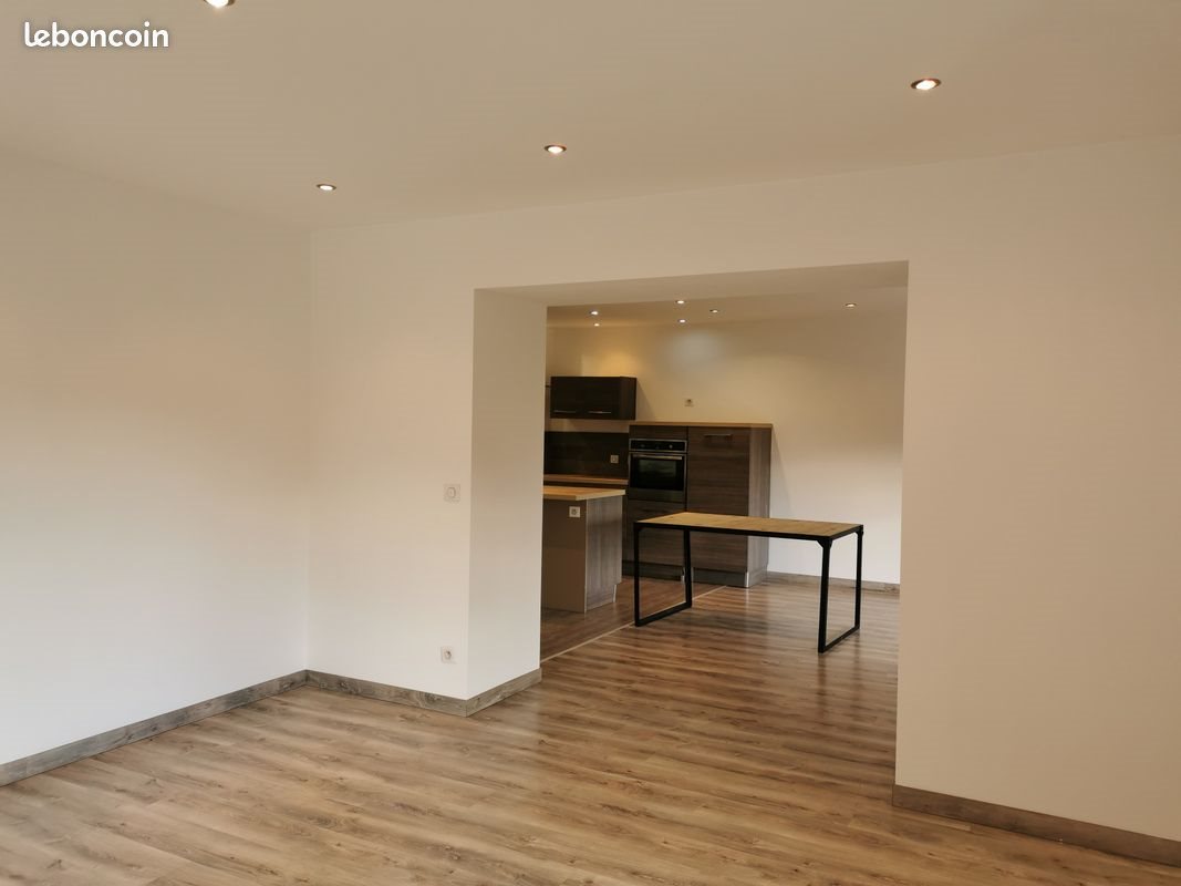 Appartement à louer, 90m², Vaulx