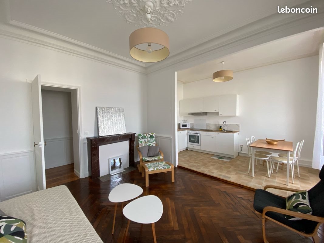Appartement à louer, 57m², Le Palais
