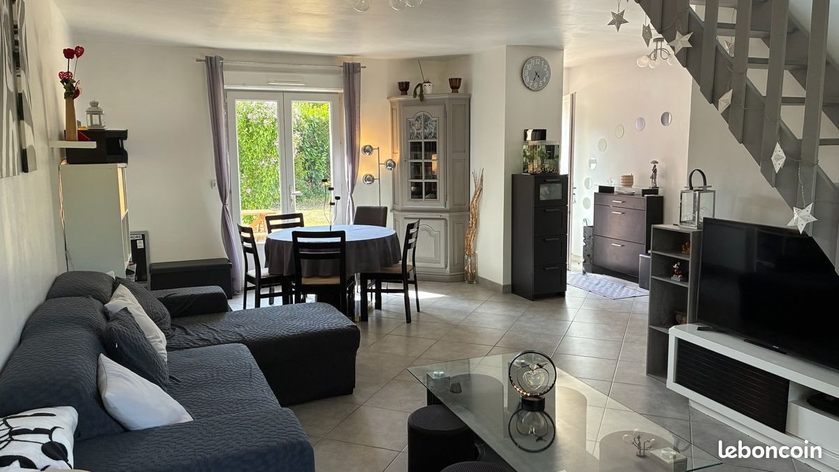 Maison à vendre, 106m², Vaux-le-Pénil