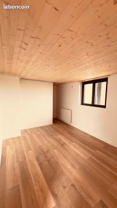 Appartement à louer, 80m², Montagny