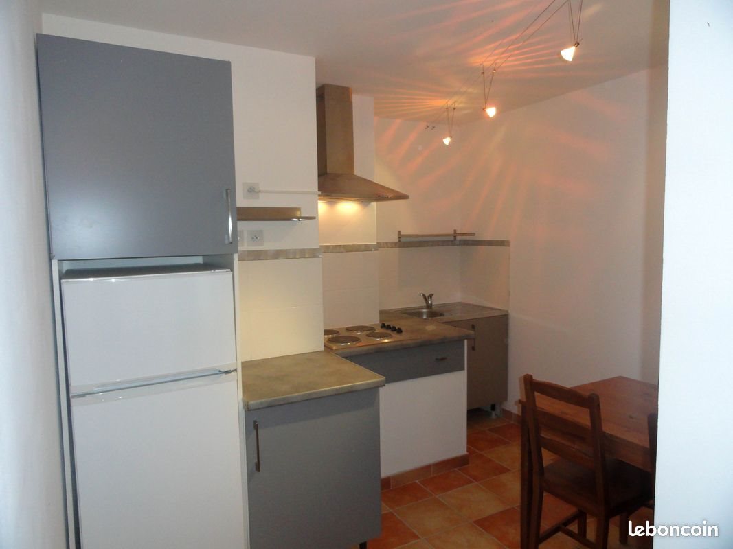Appartement à louer, 26m², Hyères