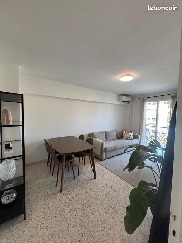 Appartement à louer, 45m², Menton