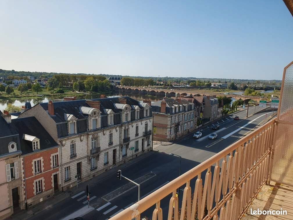 Appartement à louer, 51m², Moulins