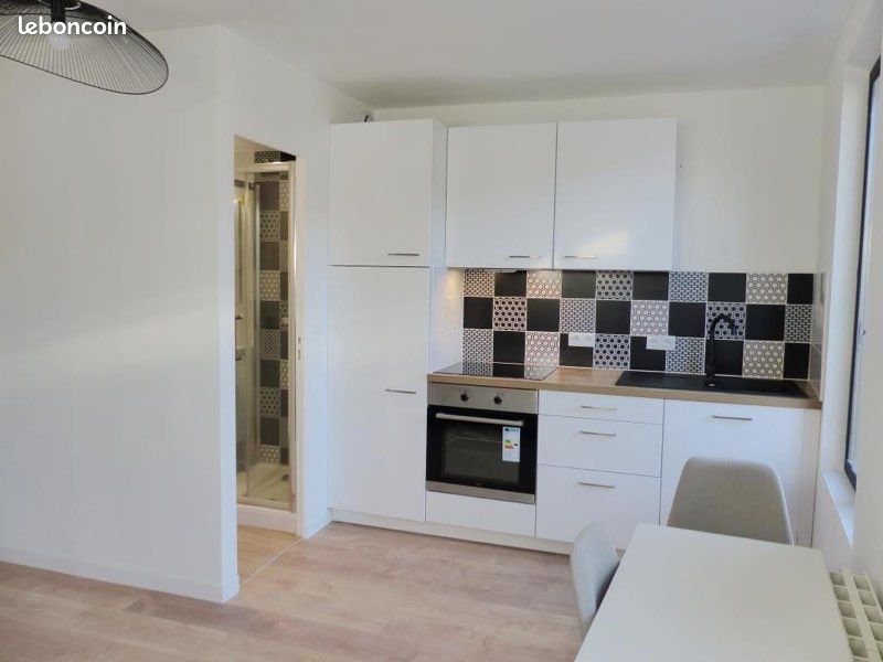 Appartement à louer, 15m², Niort