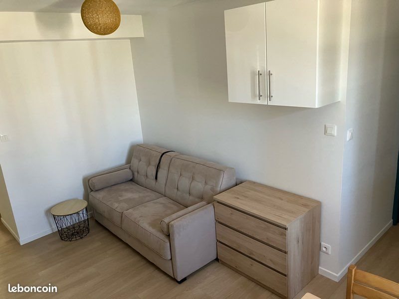 Appartement à louer, 22m², Figeac