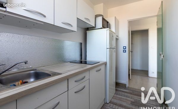 Appartement à louer, 53m², Marseille 8ème