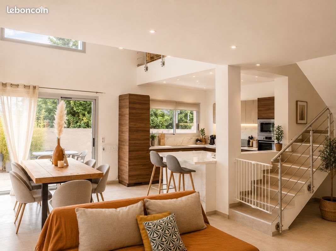 Maison à vendre, 130m², Sainte-Anastasie-sur-Issole