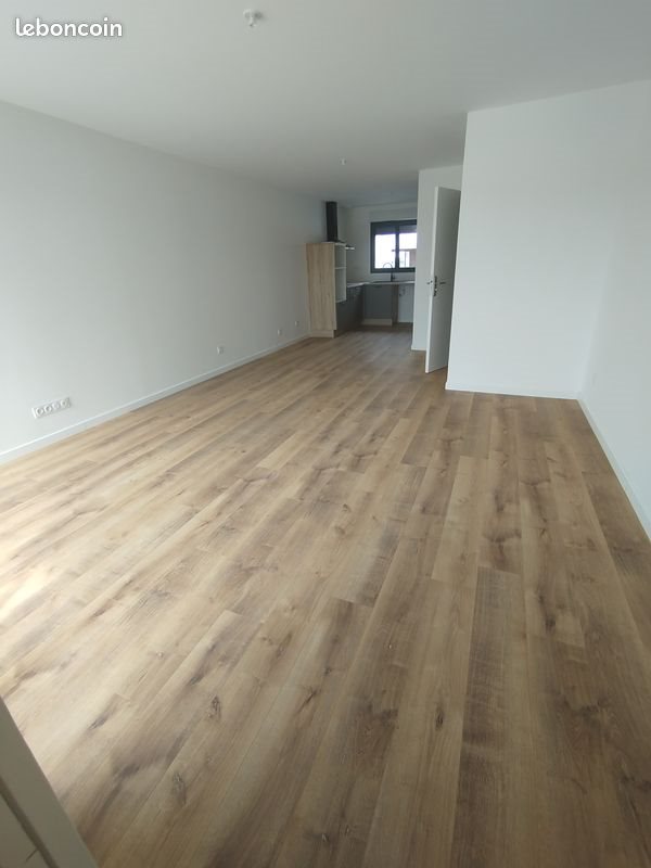 Maison à louer, 80m², Ifs