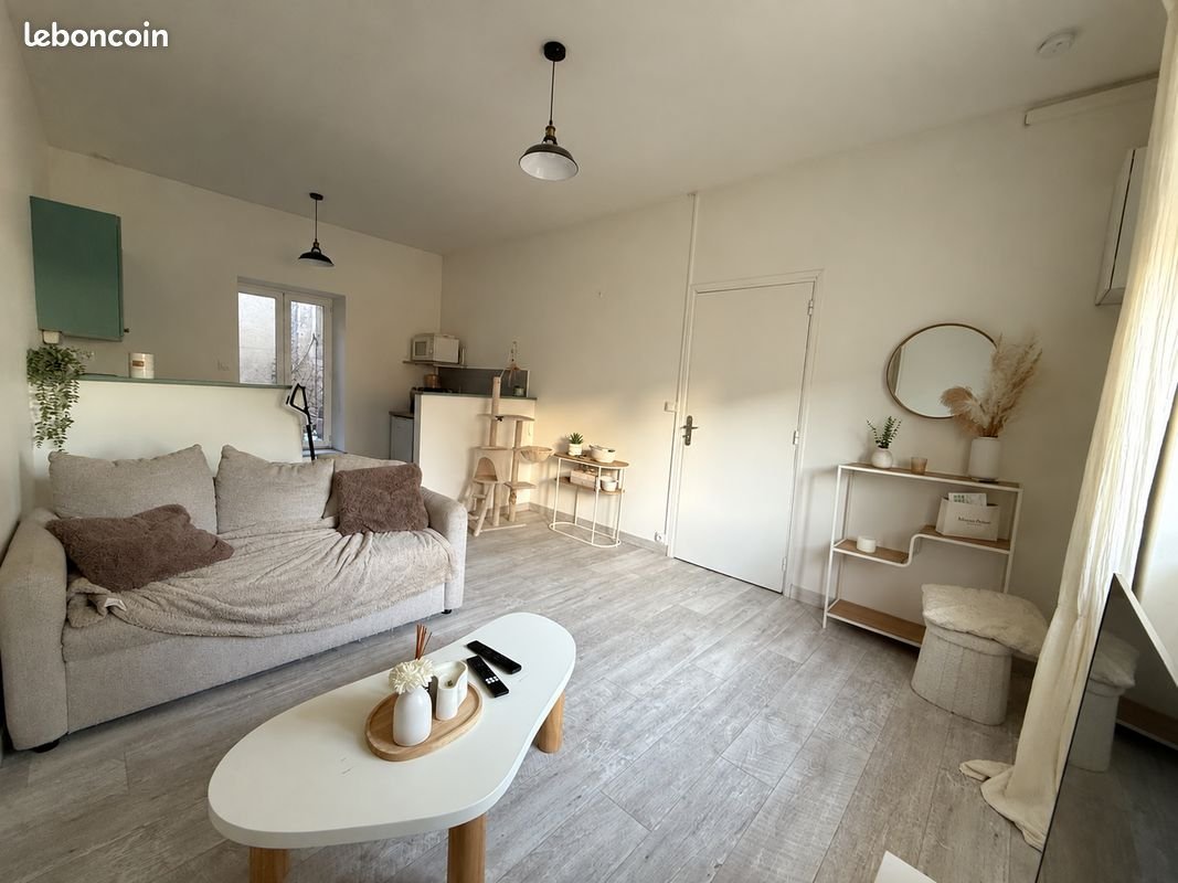 Appartement à louer, 38m², Épervans