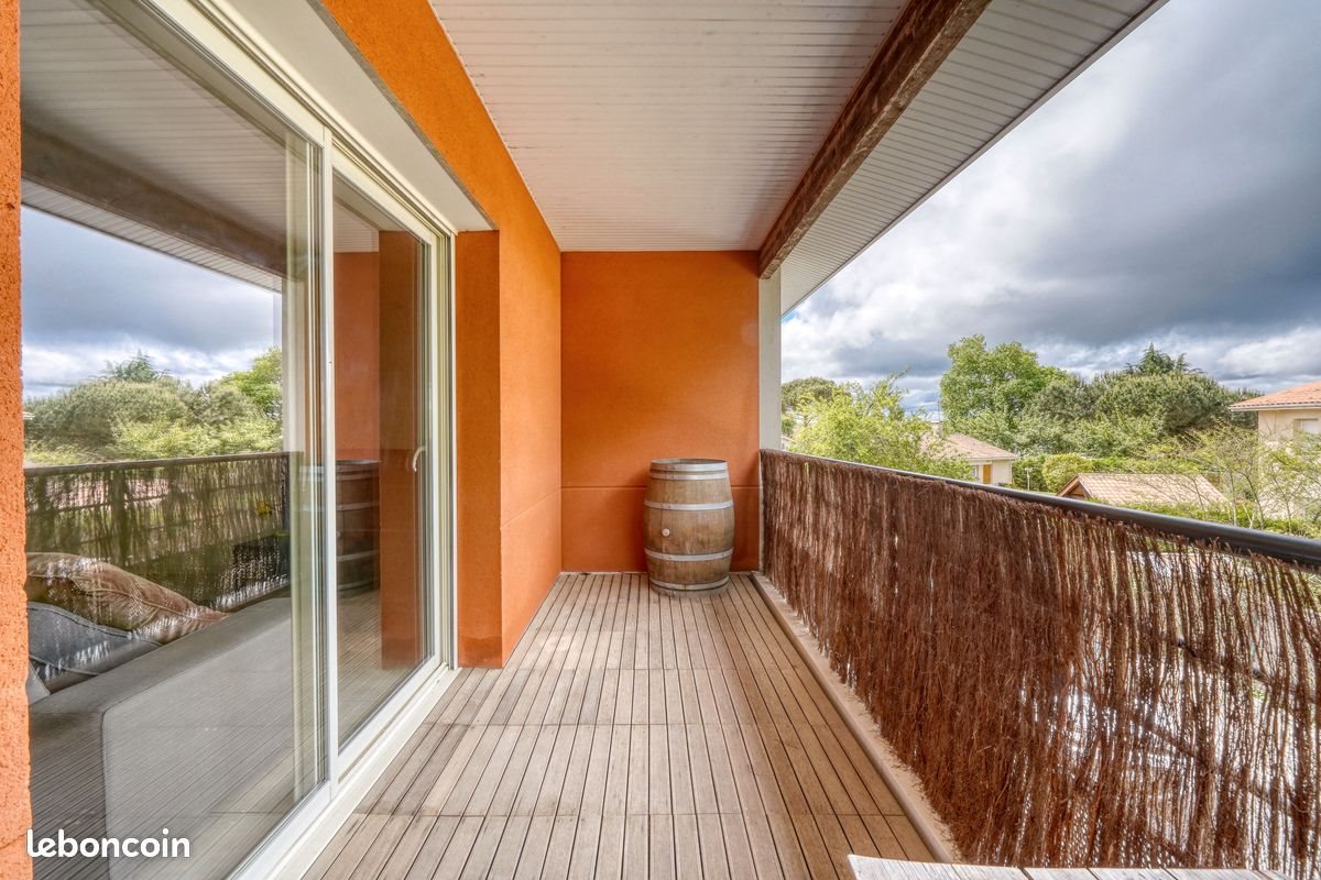 Appartement à vendre, 67m², Saint-Médard-en-Jalles