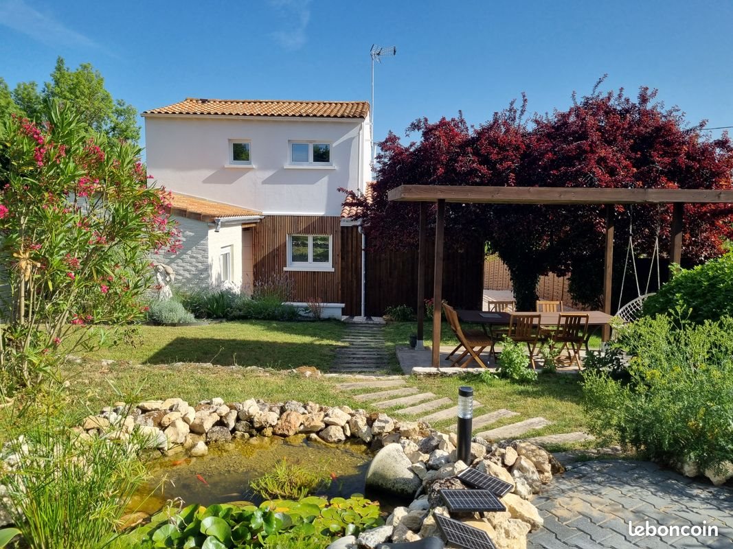 Maison à vendre, 87m², Saintes