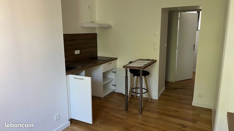 Appartement à louer, 18m², Lannion