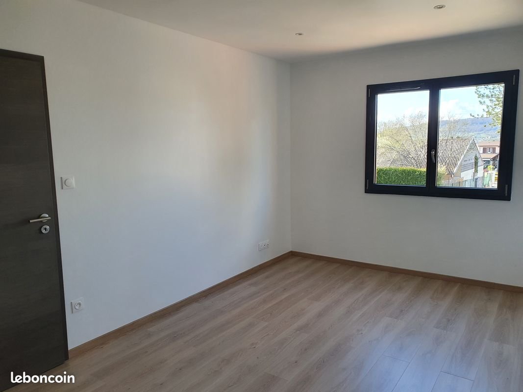 Maison à louer, 135m², Méréville
