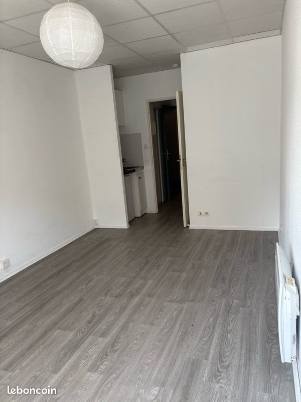 Appartement à louer, 21m², Tours