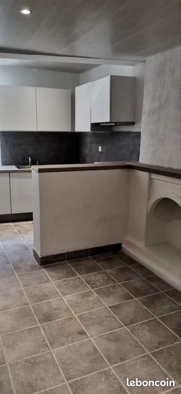 Appartement à louer, 49m², Varages