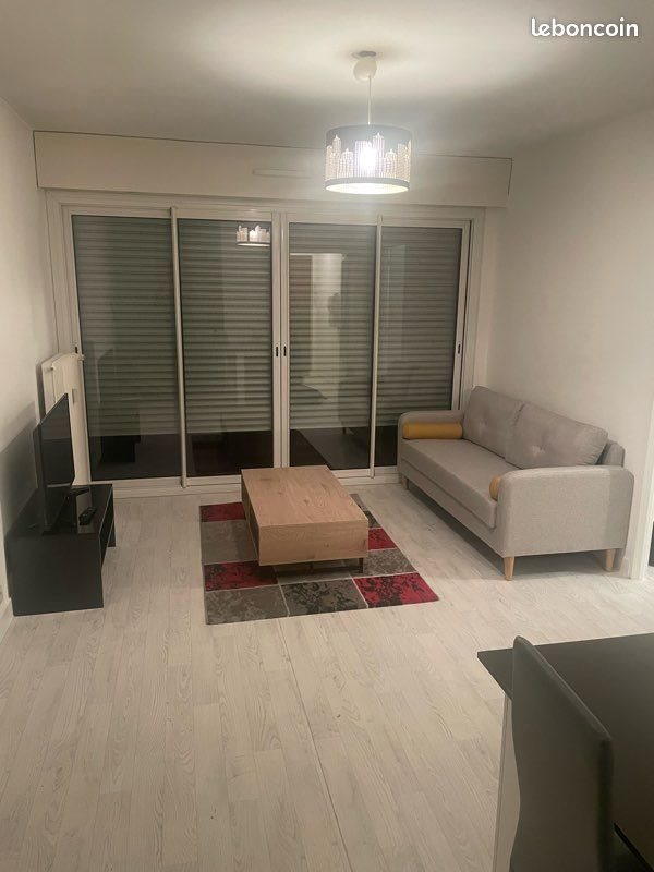 Appartement à louer, 35m², Gex