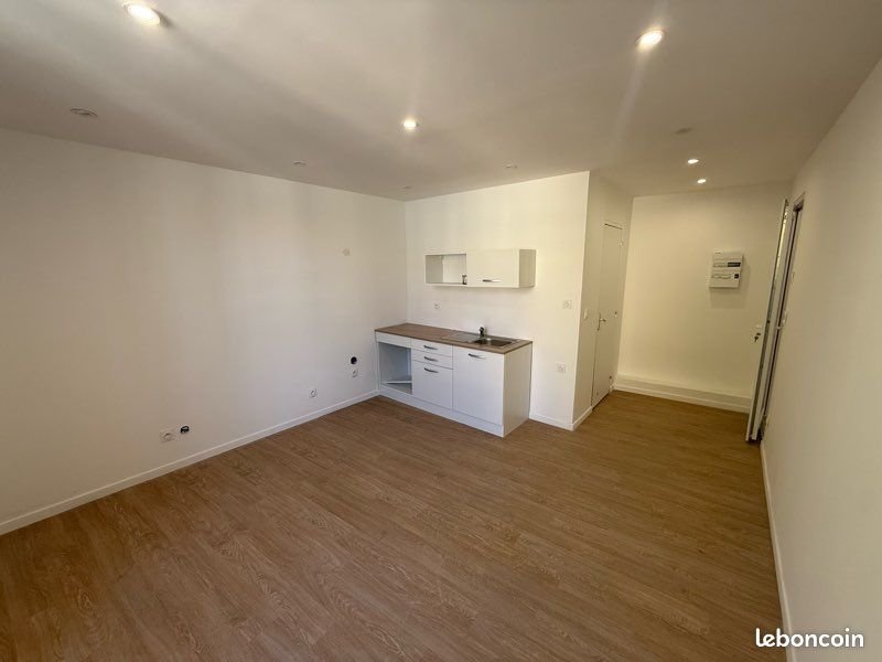 Appartement à louer, 26m², Bagnols-sur-Cèze