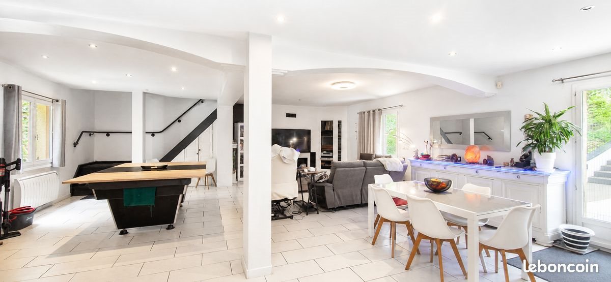 Maison à vendre, 189m², Villefontaine