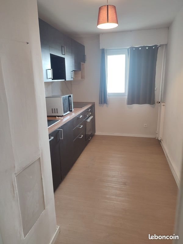 Appartement à louer, 93m², Evry