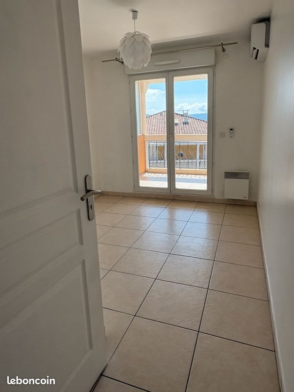 Appartement à louer, 49m², Cannes