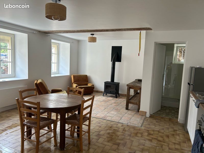 Maison à louer, 46m², Tresson