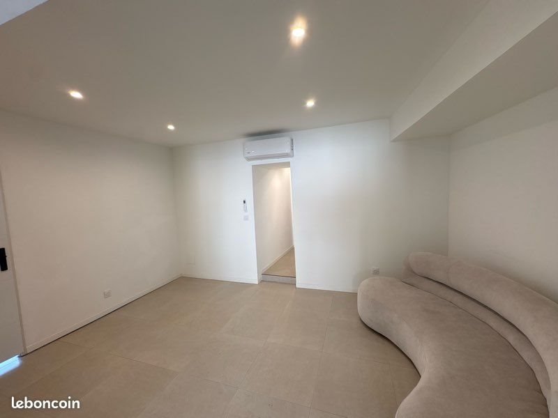 Appartement à vendre, 65m², Uchaud