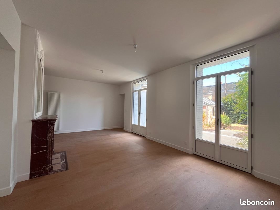 Appartement à louer, 75m², Tours