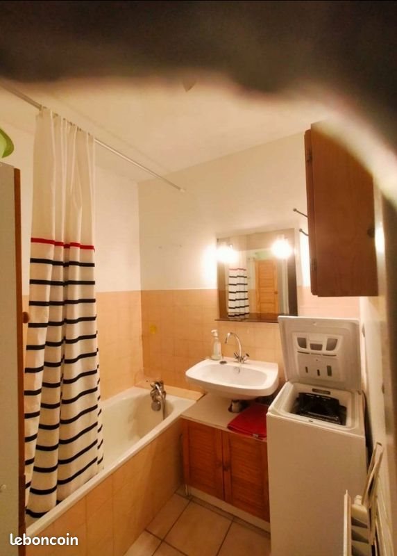 Appartement à louer, 50m², Gières