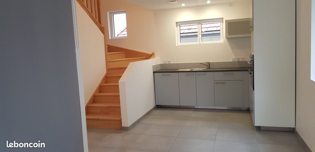Maison à louer, 90m², Cusy