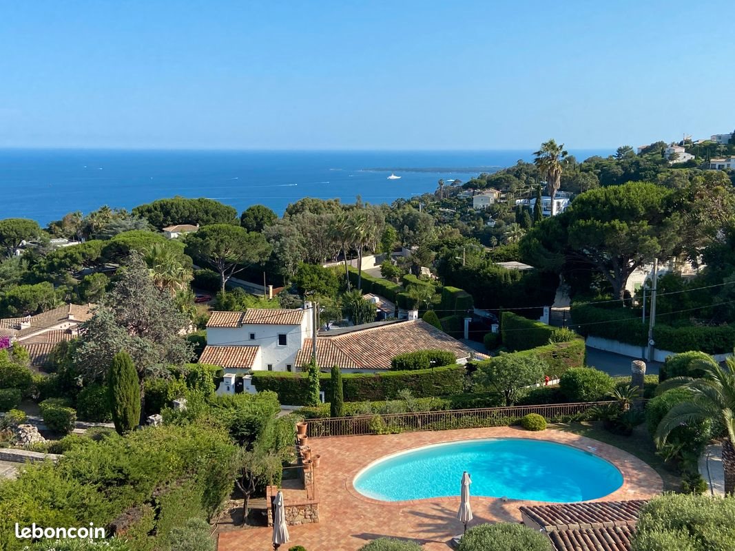 Maison à louer, 250m², Vallauris