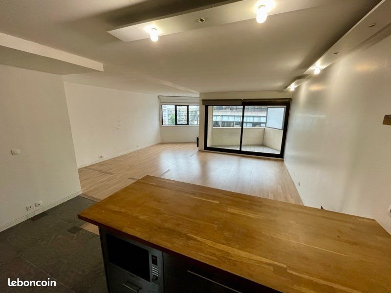 Appartement à louer, 74m², Boulogne-Billancourt