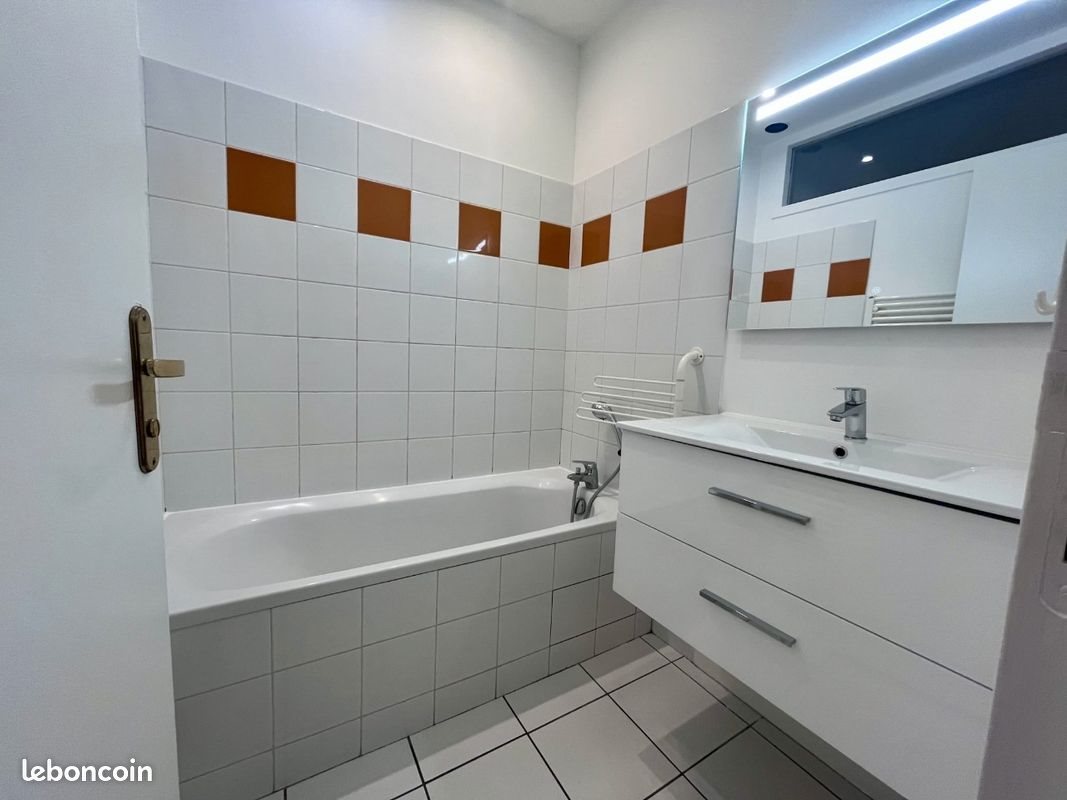 Appartement à louer, 25m², Bordeaux