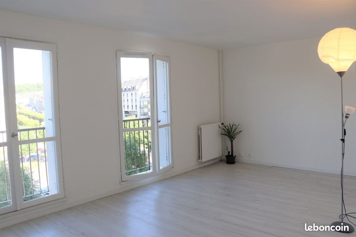 Appartement à louer, 37m², Saint-Cyr-l'Ecole