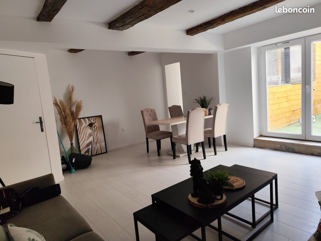 Appartement à louer, 90m², Laguépie