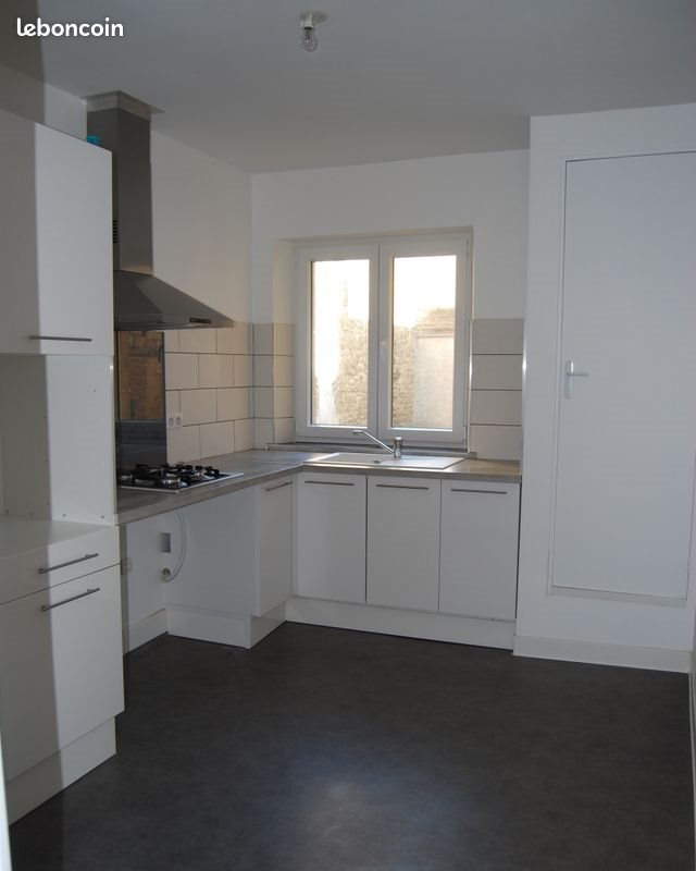 Appartement à louer, 100m², Charleville-Mézières