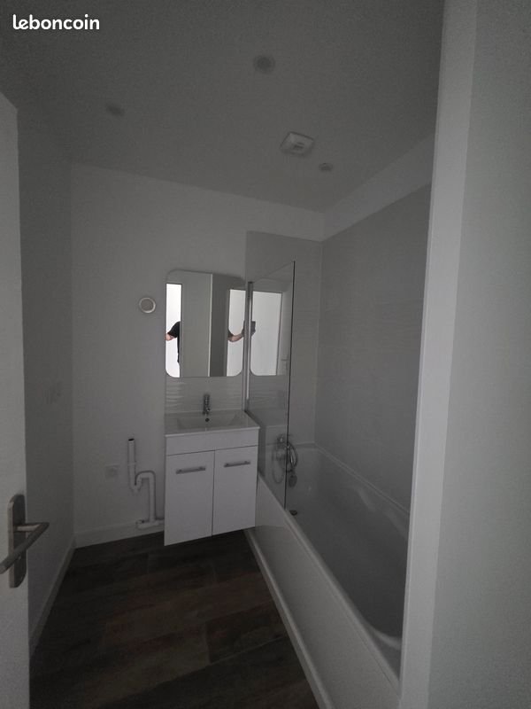 Appartement à louer, 35m², Étauliers