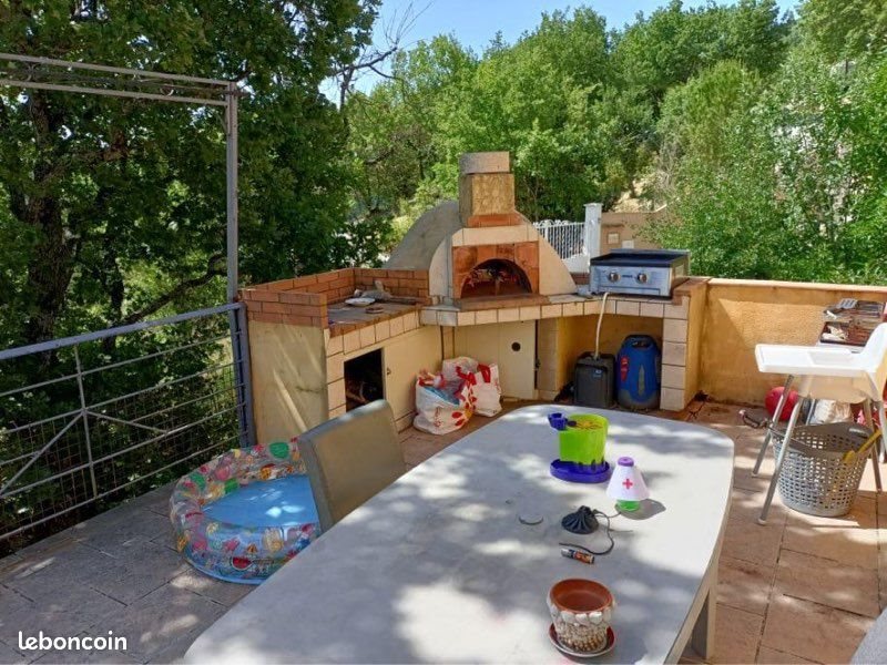 Maison à louer, 140m², Peipin
