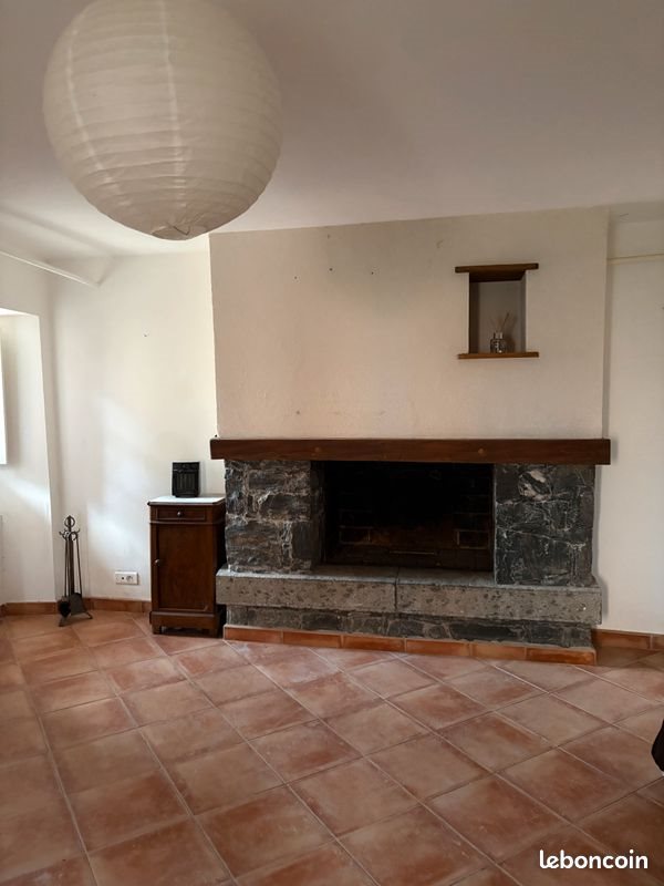 Maison à louer, 90m², Corte
