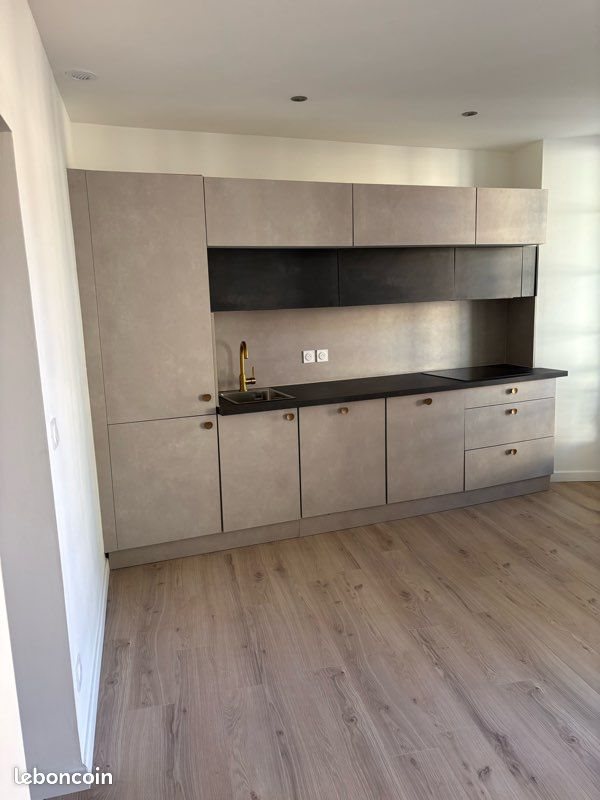 Appartement à vendre, 30m², Trets