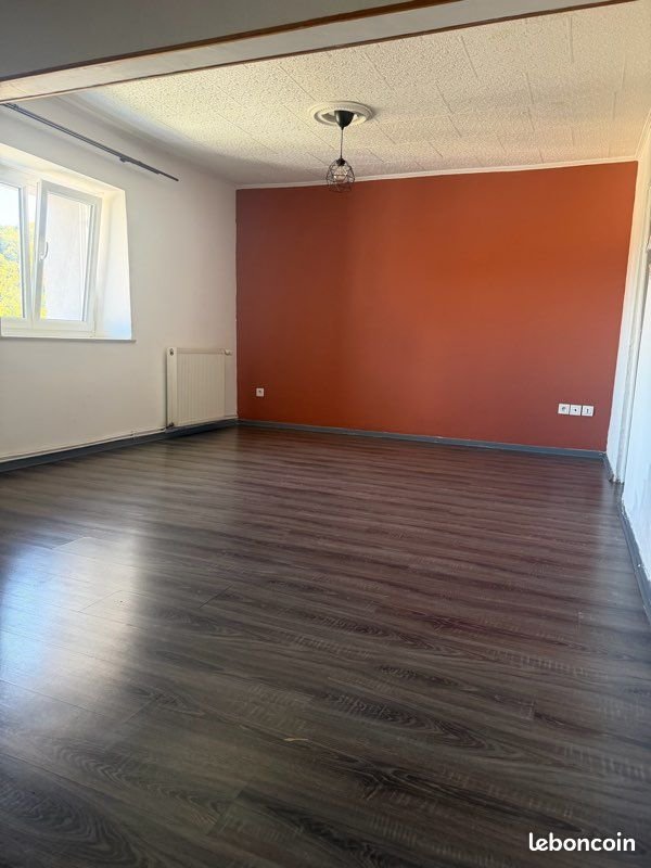 Appartement à louer, 76m², Mathay