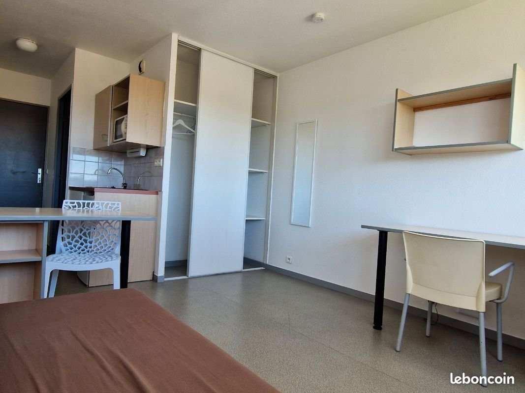 Appartement à louer, 19m², Pau
