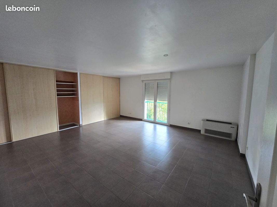 Appartement à louer, 83m², Saint-André-de-la-Roche