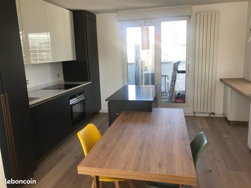 Appartement à louer, 90m², Annecy