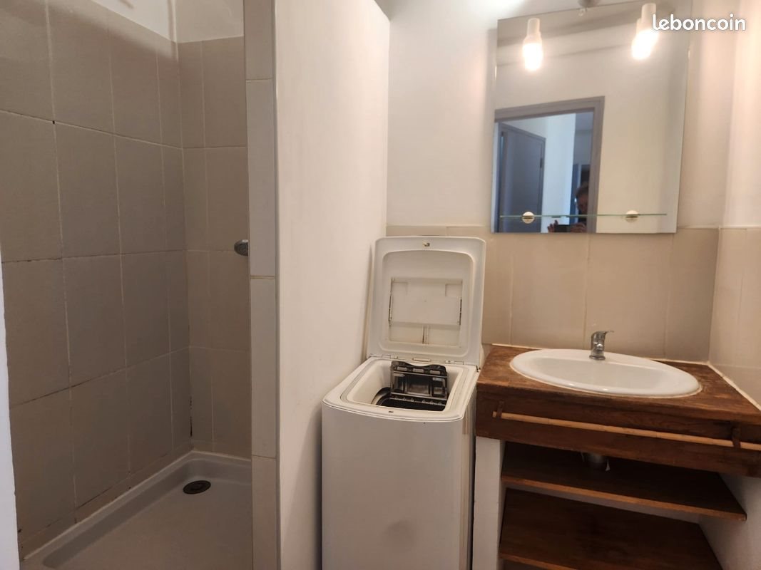 Appartement à louer, 32m², Saint-Rémy-de-Provence