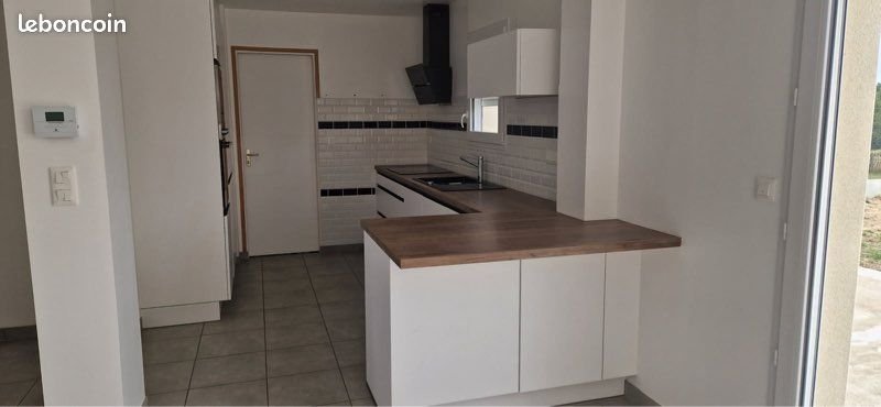 Maison à louer, 80m², Erbrée