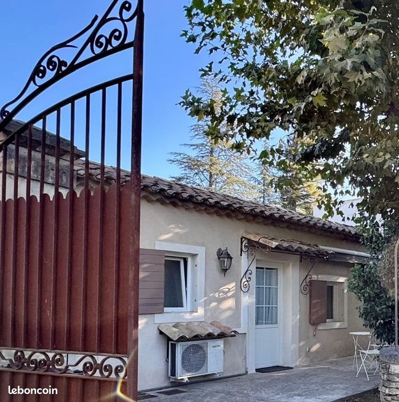 Maison à louer, 30m², Pélissanne
