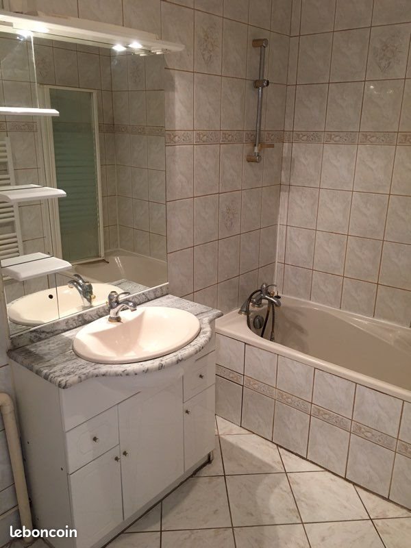 Appartement à louer, 65m², Montbrison