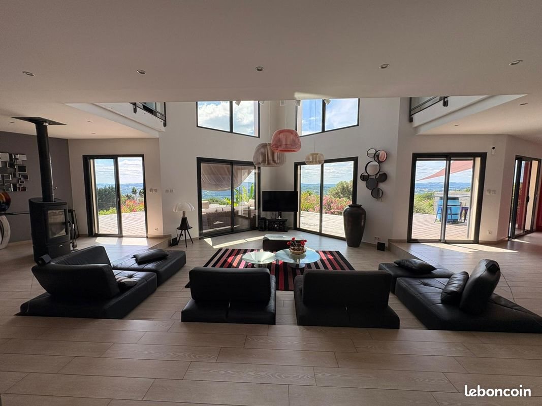 Maison à vendre, 210m², Allassac