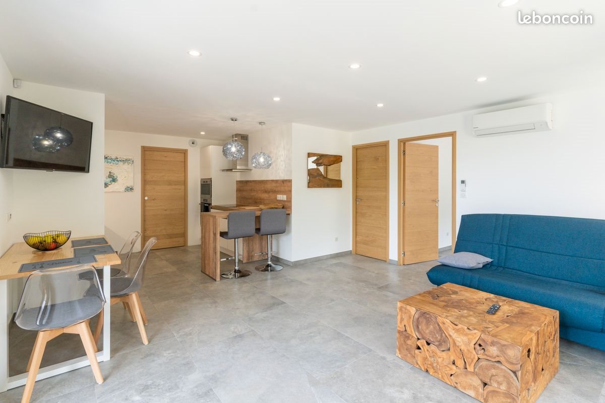 Appartement à louer, 62m², Santa-Maria-di-Lota